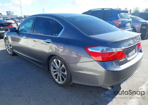 2015 Honda Accord Sport z USA, uszkodzony, nr VIN 1HGCR2F5XFA270567